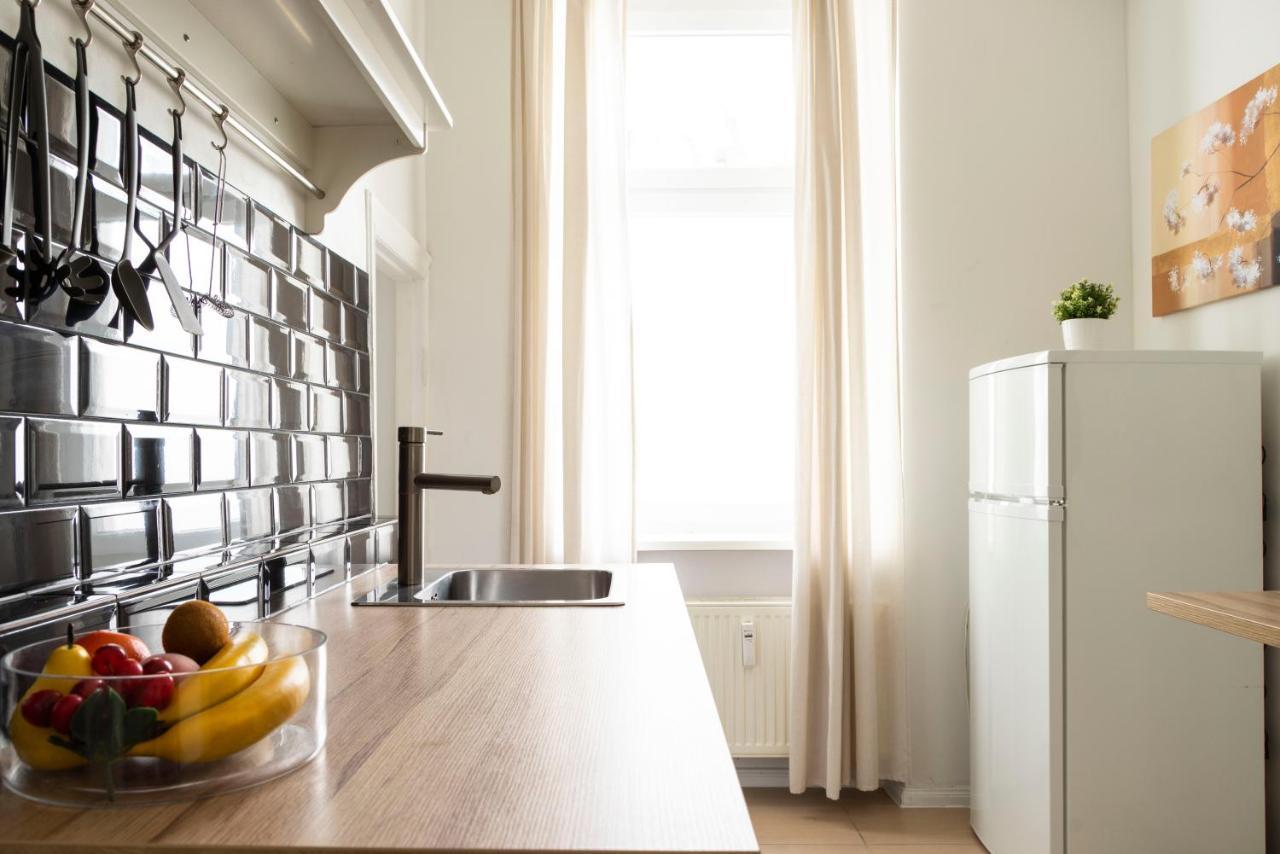 Freshly Renovated 2Br&Lr+Walk-In Rainshower Apartment Berlin Ngoại thất bức ảnh